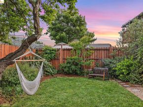 2736 Bartlett St, Oakland CA 94602