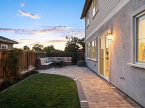 33454 Bronco Loop, Fremont CA 94555