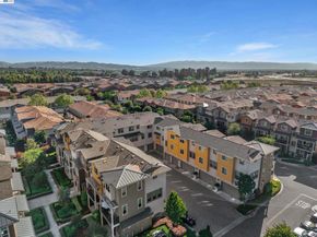 375 Basswood Cmn 9, Livermore CA 94551