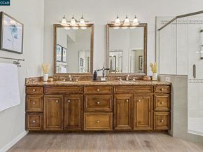 1827 Lamplight Court, Walnut Creek CA 94597
