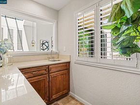 1827 Lamplight Court, Walnut Creek CA 94597