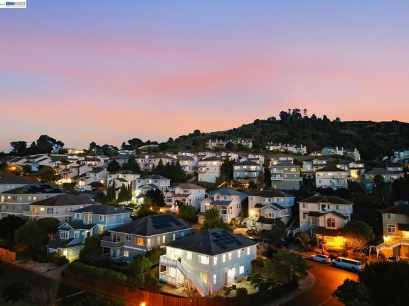 857 Bridgeway Cir, El Sobrante CA 94803