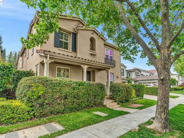 1692 W Lagoon Rd, Pleasanton CA 94566