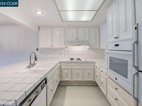 2549 Golden Rain Rd 2, Walnut Creek CA 94595