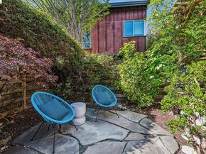 848 61St St, Oakland CA 94608