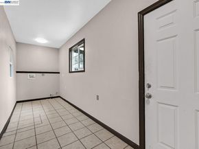 2226 13th Ave, Oakland CA 94606