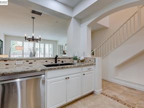 23158 Canyon Terrace Dr, Castro Valley CA 94552