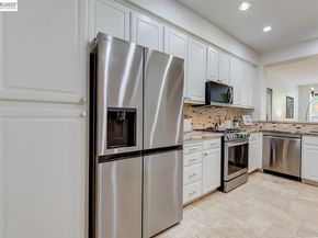 23158 Canyon Terrace Dr, Castro Valley CA 94552