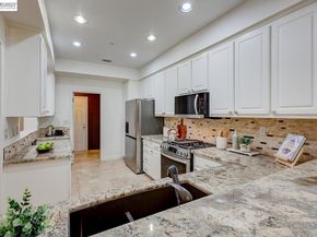 23158 Canyon Terrace Dr, Castro Valley CA 94552
