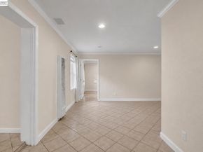 935 2nd Ave, Pinole CA 94564