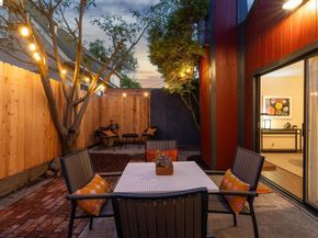 3710 West St, Oakland CA 94608