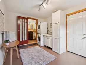 3710 West St, Oakland CA 94608