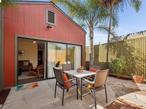 3710 West St, Oakland CA 94608