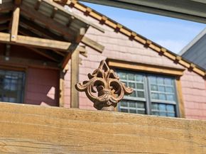 3710 West St, Oakland CA 94608