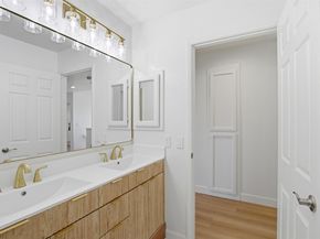 6010 Peppertree Ct, Newark CA 94560