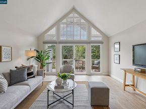 122 Ascot Ct B, Moraga CA 94556