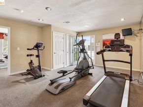 1505 Kirker Pass Rd 214, Concord CA 94521