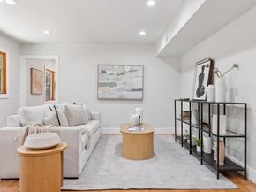 921 Underhills Rd, Oakland CA 94610