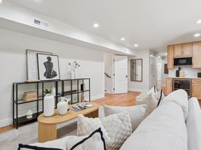 921 Underhills Rd, Oakland CA 94610
