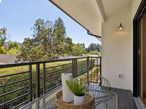 921 Underhills Rd, Oakland CA 94610