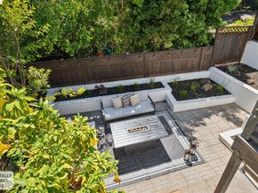 921 Underhills Rd, Oakland CA 94610