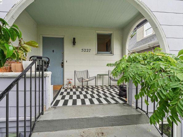 5227 Locksley Avenue, Oakland CA 94618