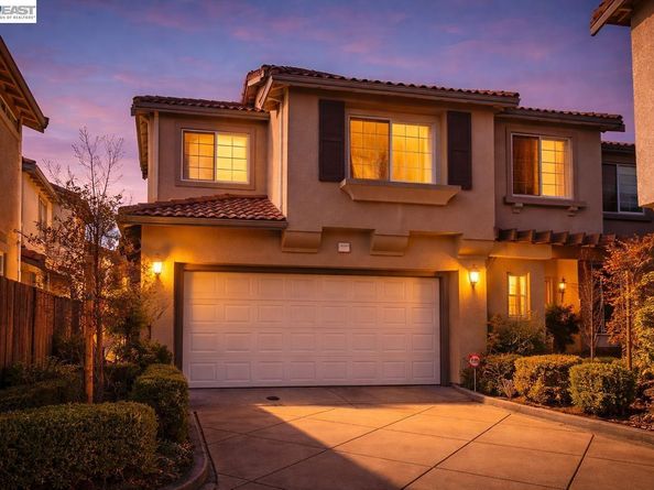 15355 Bittern Ct, San Leandro CA 94579