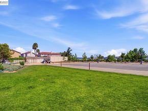 15355 Bittern Ct, San Leandro CA 94579