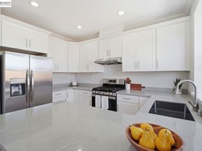 15355 Bittern Ct, San Leandro CA 94579