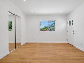 10664 Louise Ave, Granada Hills (los Angeles) CA 91344