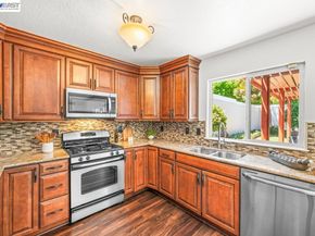 2375 Goldcrest Circle, Pleasanton CA 94566
