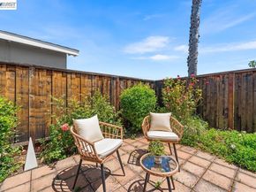 2375 Goldcrest Circle, Pleasanton CA 94566