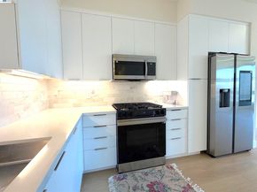 3698 Vision Cmn 314, Fremont CA 94538