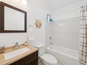 1946 E 20Th St, Oakland CA 94606