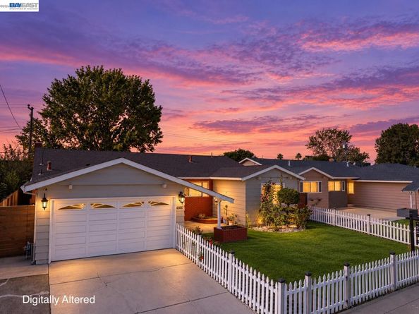 43037 Everglades Park Dr, Fremont CA 94538