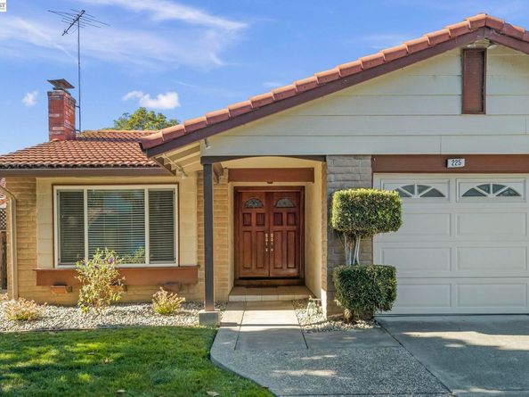 225 Preston Ct, Fremont CA 94536