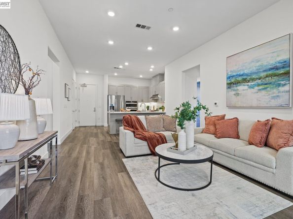 45258 Tom Blalock Street 108, Fremont CA 94539
