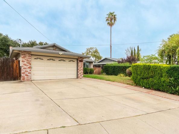 1221 Brookview Dr, Concord CA 94520