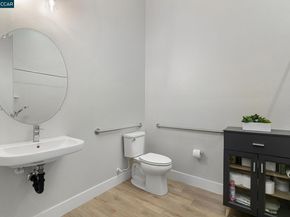 27258 Lumina Ct, Hayward CA 94541