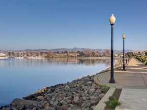 1205 Melville Sq 304, Richmond CA 94804