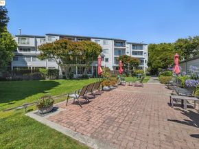 1205 Melville Sq 304, Richmond CA 94804