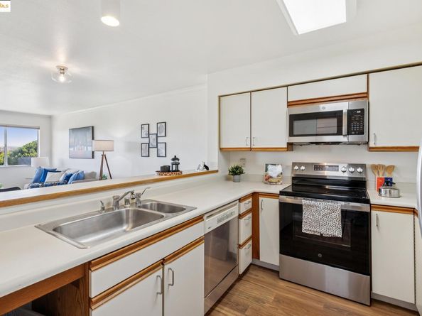 1205 Melville Sq 304, Richmond CA 94804