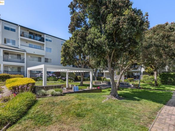 1205 Melville Sq 304, Richmond CA 94804