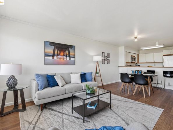 1205 Melville Sq 304, Richmond CA 94804