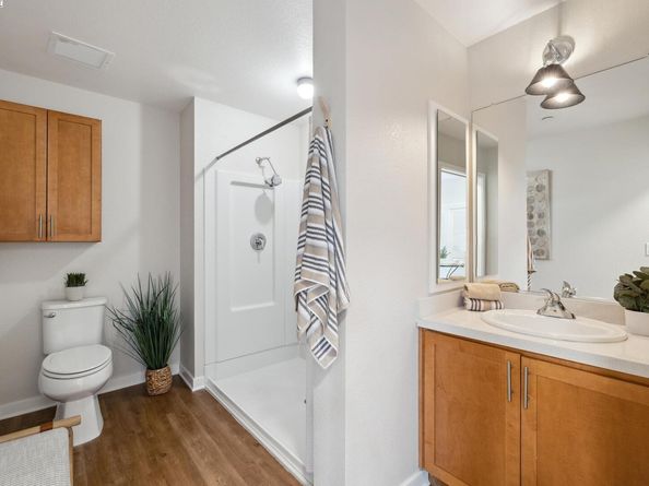 340 29Th Ave 204, Oakland CA 94601