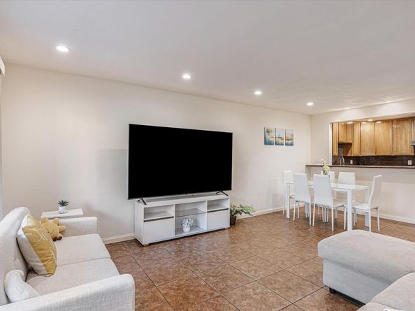 2500 Miramar Ave 205, Castro Valley CA 94546