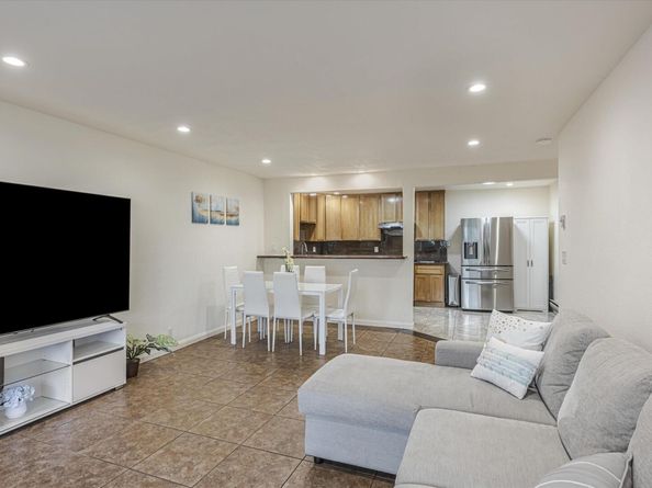 2500 Miramar Ave 205, Castro Valley CA 94546