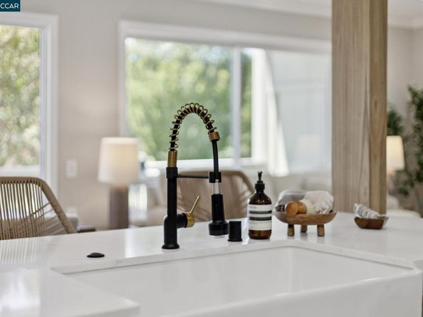 2101 Golden Rain Rd 14, Walnut Creek CA 94595