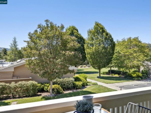 2101 Golden Rain Rd 14, Walnut Creek CA 94595