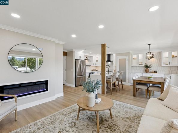 2101 Golden Rain Rd 14, Walnut Creek CA 94595